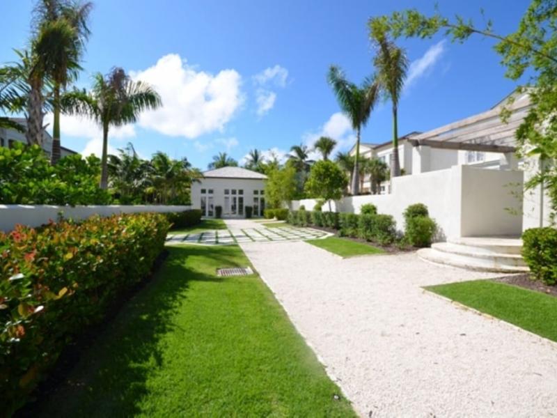 On Beach Time , Paradise Island  