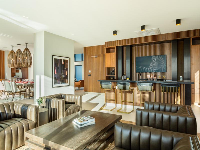 Solara - Beachfront , Providenciales  