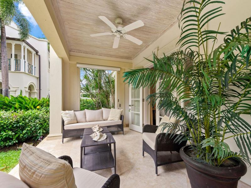 Schooner Bay 106 - Dreamweaver - Beachfront -  , Beachfront villas Barbados , Schooner Bay , Speightstown , St Peter , West Coast Barbados  