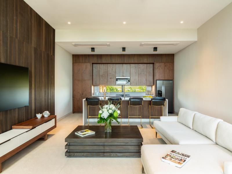 Solara - Beachfront , Providenciales  