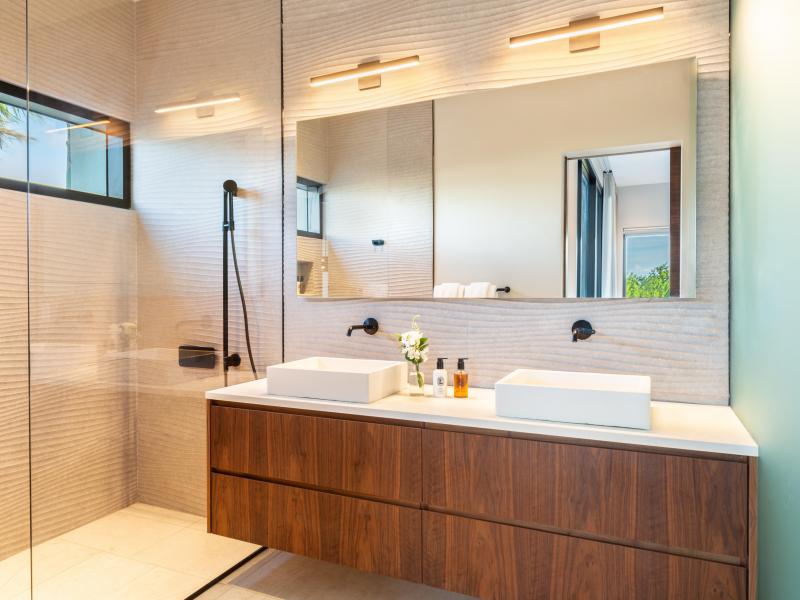 Solara - Beachfront , Providenciales  