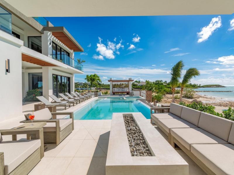 Solara - Beachfront , Providenciales  