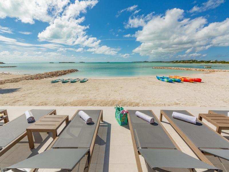 Solara - Beachfront , Providenciales  