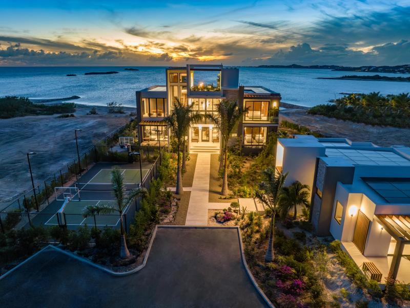 Solara - Beachfront , Providenciales  