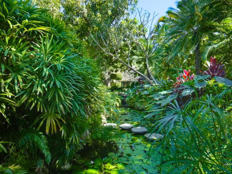 Mango Bay Villa- Beachfront Messel style , Beachfront villas Barbados , St James , West Coast Barbados  