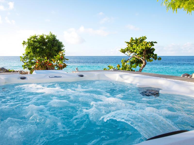 Seashell Beach House , Lime Stone Bay  