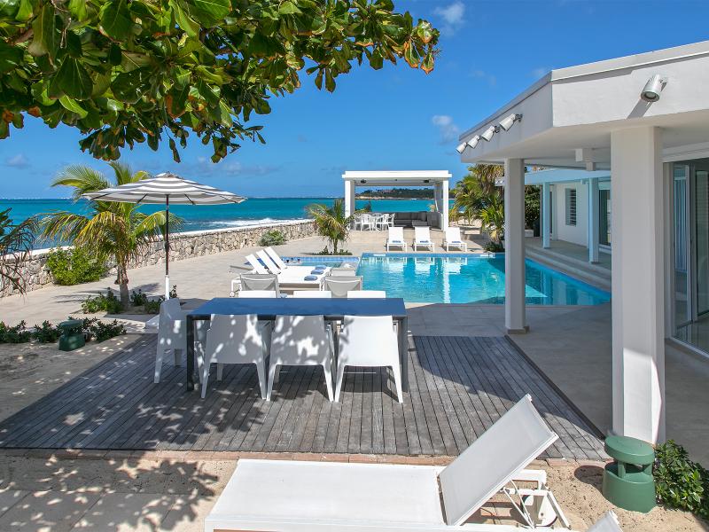 Ecume des Jours  , Terres Basses  