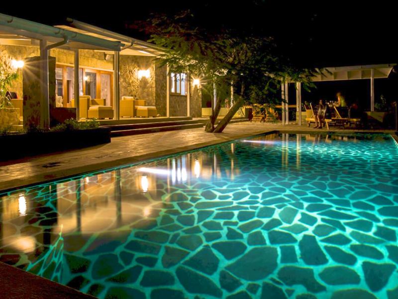 Crescent Bay Villa , Crescent Beach  