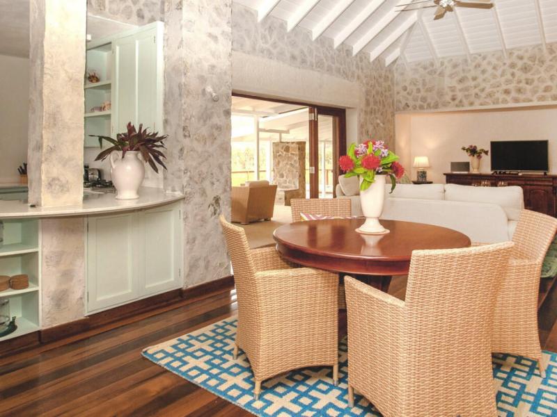 Crescent Bay Villa , Crescent Beach  