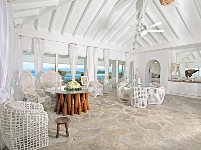 L'Oasis , Terres Basses  