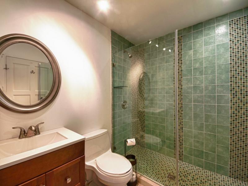 Trou Rolland , Marigot Bay  