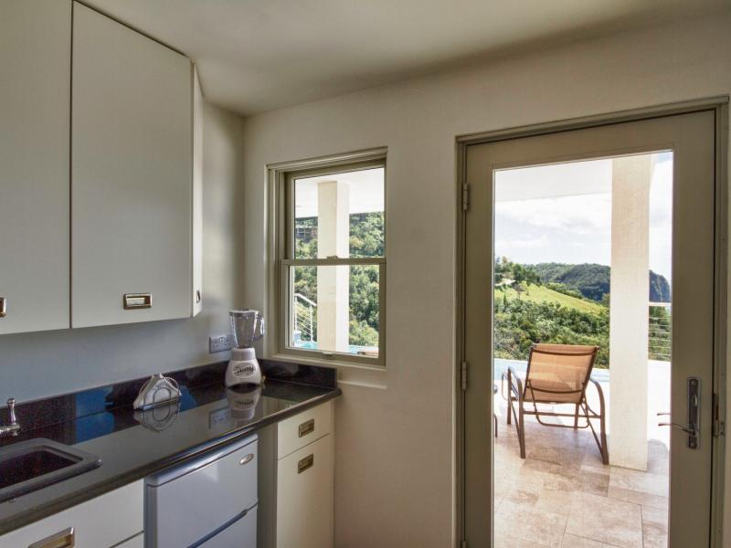 Trou Rolland , Marigot Bay  