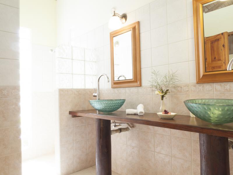 Maca Bana Villas , Point Salines  