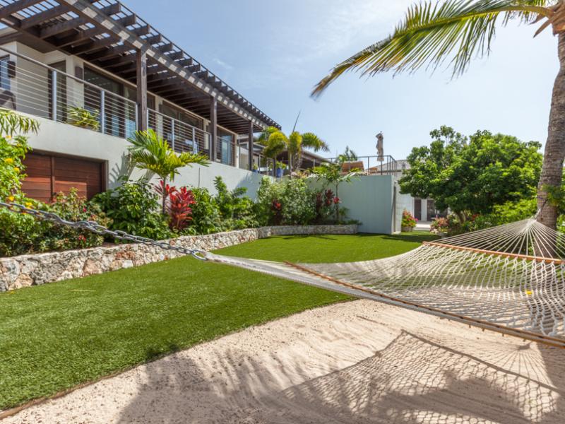 Kamique villas , Little Harbour  