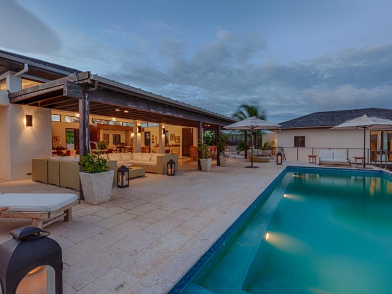 Kamique villas , Little Harbour  