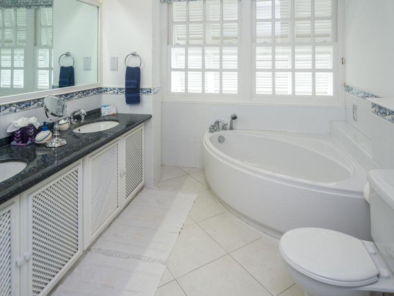 Chanel No 5 Mahogany Bay-Beachfront , Beachfront villas Barbados , Paynes Bay , St James , Waterfront villas Barbados , West Coast Barbados  