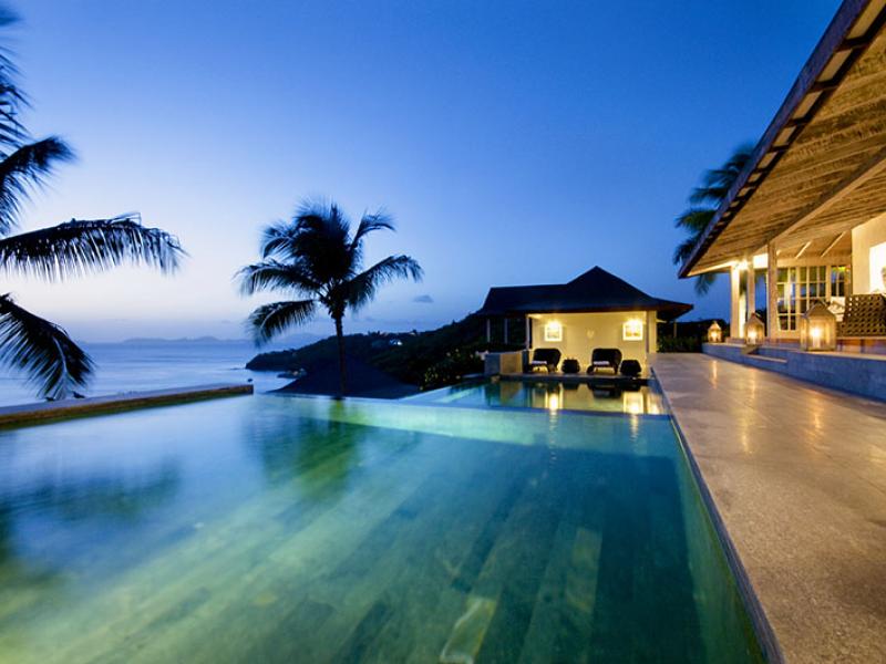 Tortuga , Britannia Bay  