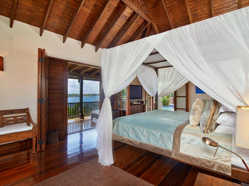 Villa Caribali , St Georges  