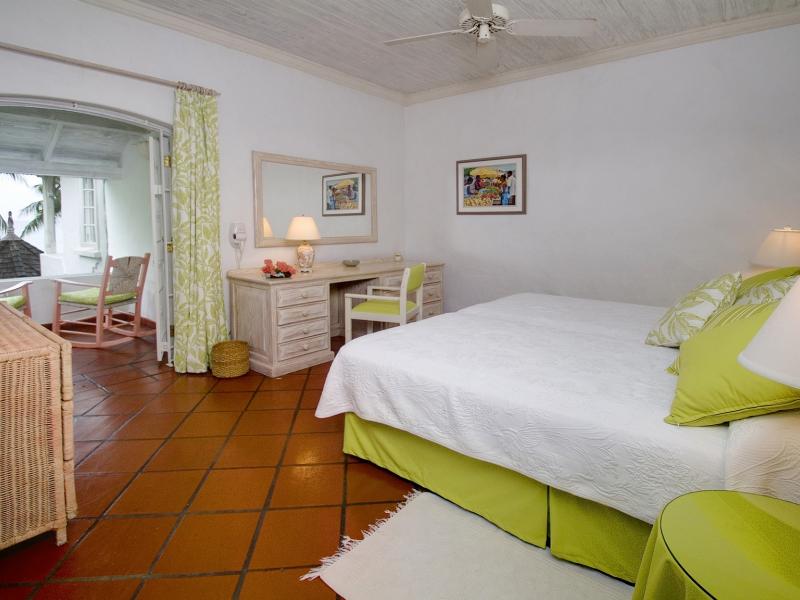 Emerald Beach 2 - Allamanda , Beachfront villas Barbados , Emerald Beach , Gibbes , St Peter , West Coast Barbados  