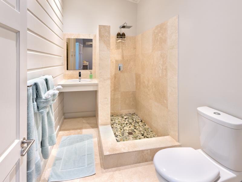 La Lune - Beachfront , Beachfront villas Barbados , Gibbes , St Peter , West Coast Barbados  