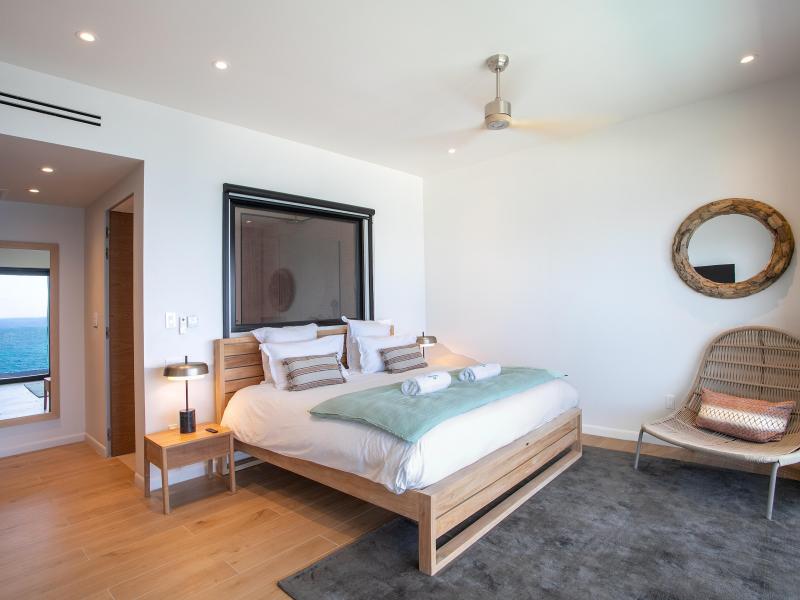 Aqua Dream , Pelican Key St Maarten  