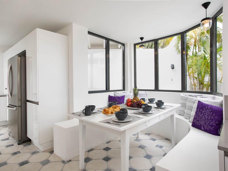 Amethyst , Terres Basses  