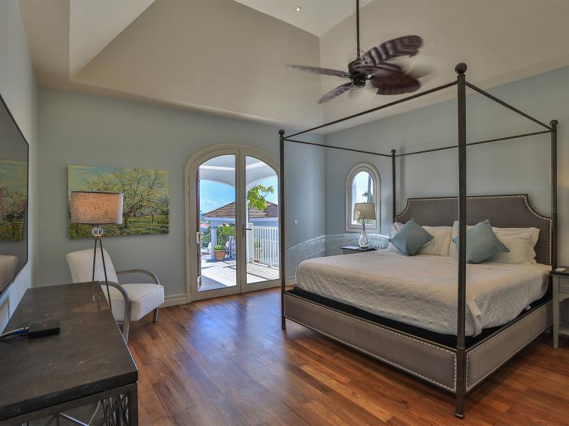 Beauvoir , Orient Bay  