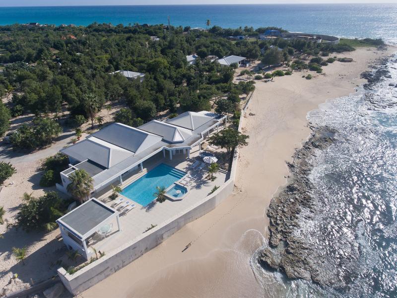 Ecume des Jours  , Terres Basses  