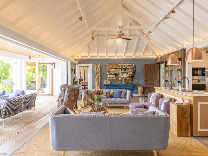 Micalao , Anse des Cayes  