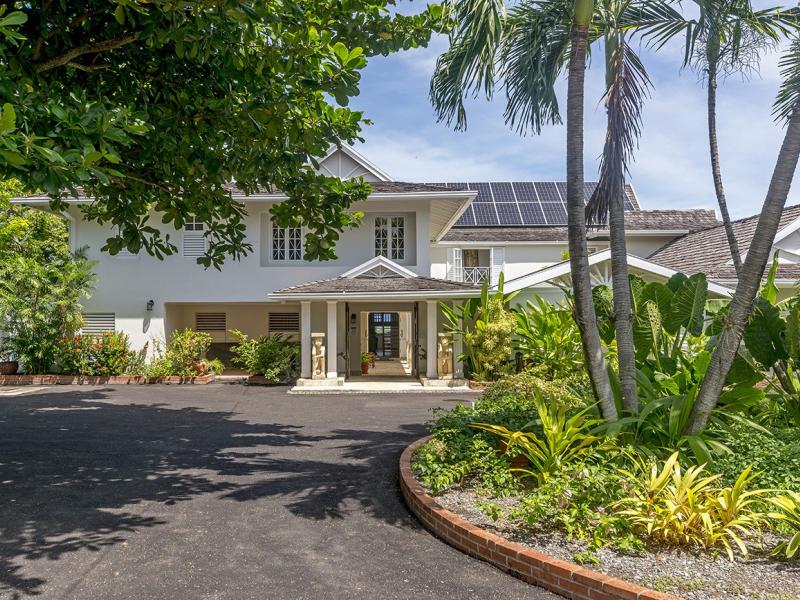 Sweet Spot on The Beach , Runaway Bay  