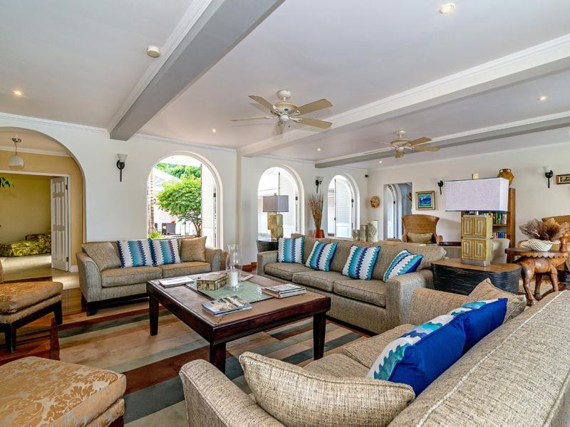 Sweet Spot on The Beach , Runaway Bay  