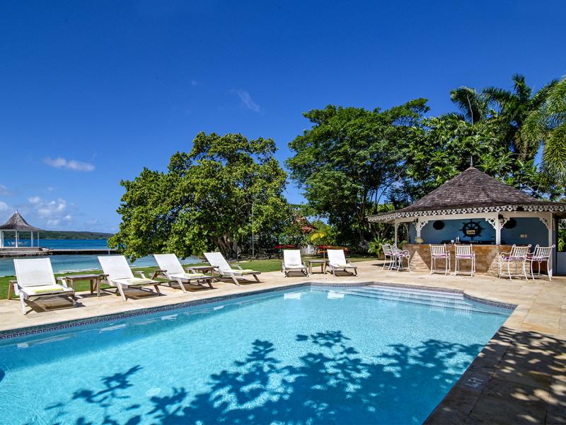 A Summer Place  , Discovery Bay  