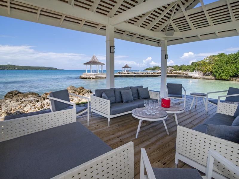 A Summer Place  , Discovery Bay  