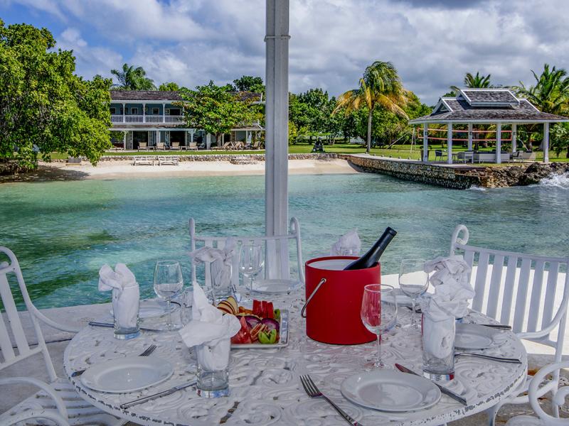 A Summer Place  , Discovery Bay  