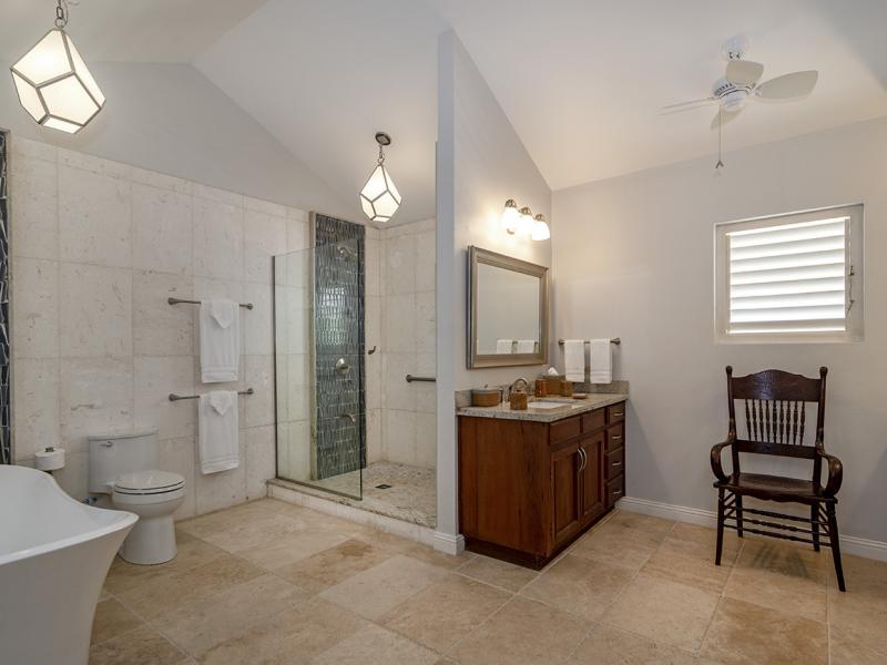 A Summer Place  , Discovery Bay  