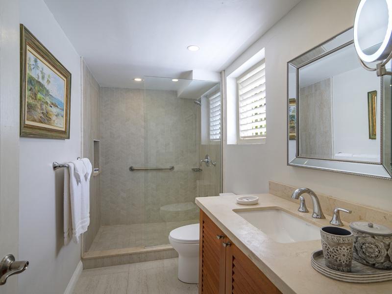 A Summer Place  , Discovery Bay  