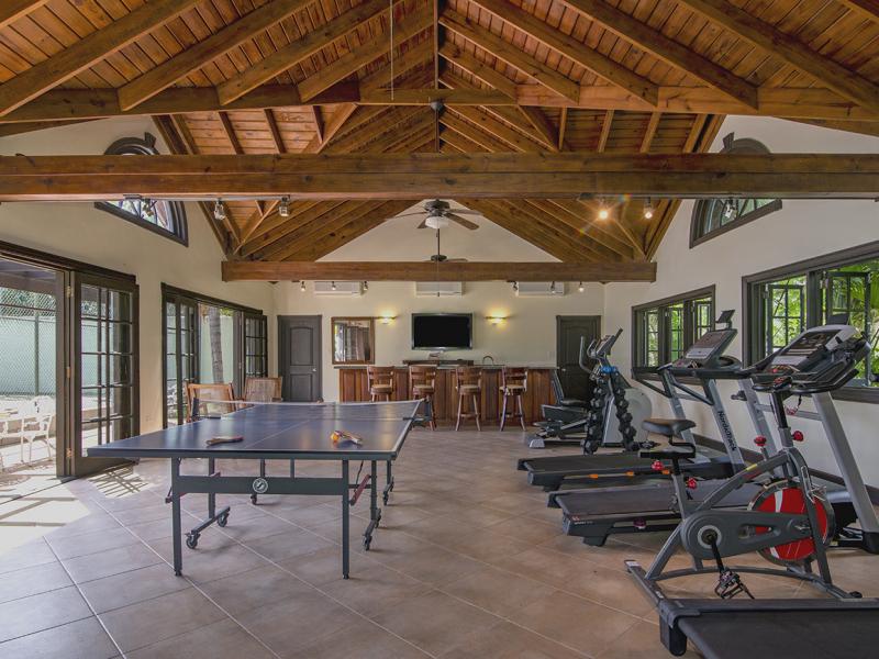 A Summer Place  , Discovery Bay  