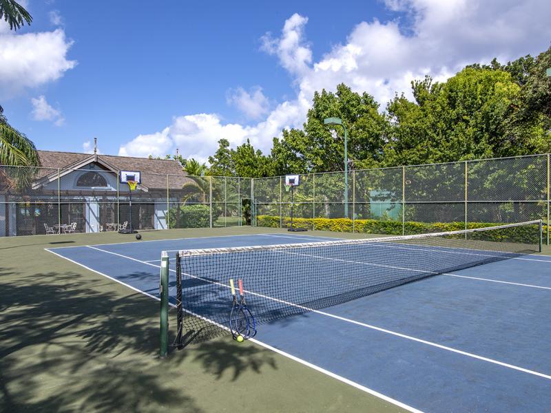 A Summer Place  , Discovery Bay  