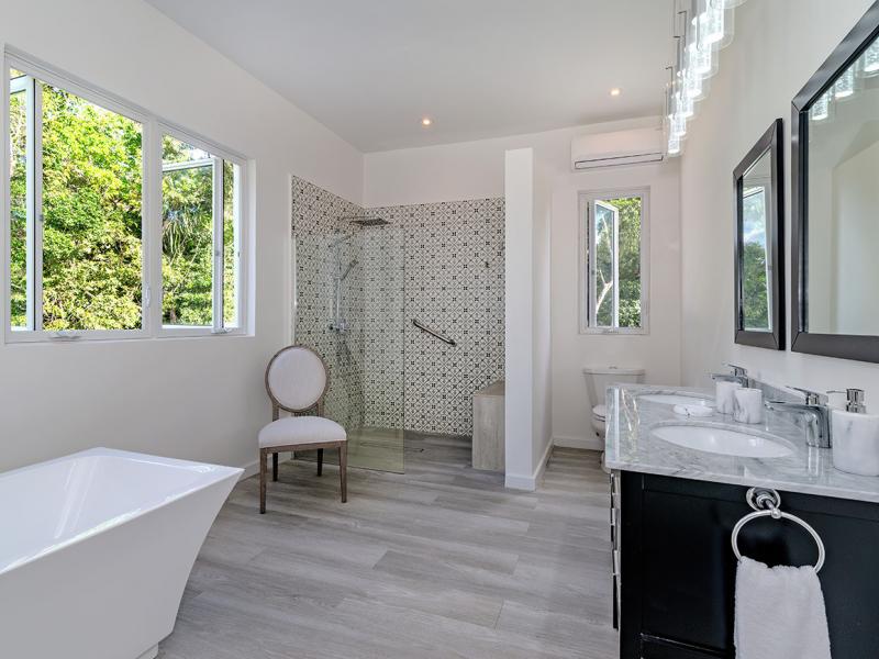 BougainVilla, Spring Farm , Montego Bay  