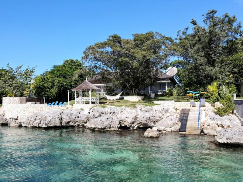 Sea Haven on Discovery Bay , Discovery Bay  