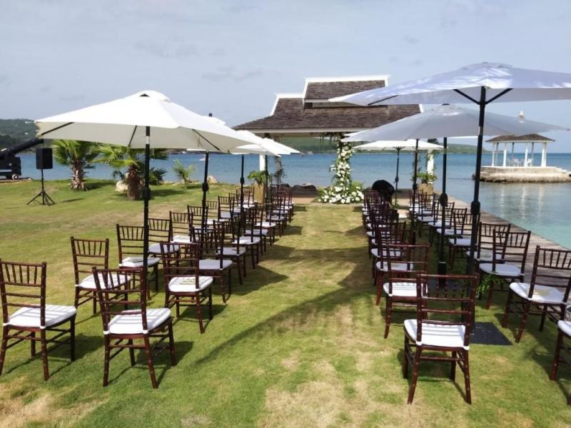 A Summer Place  , Discovery Bay  