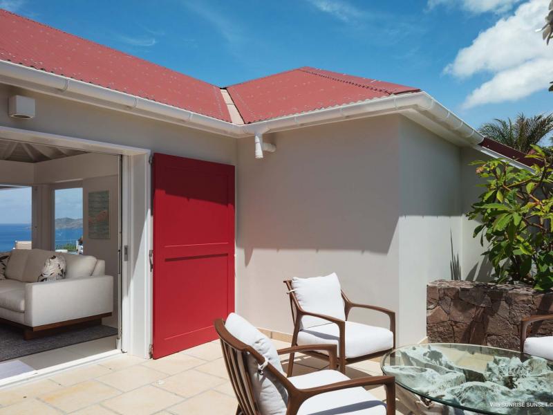 Sunrise-Sunset Villa , Point Milou  