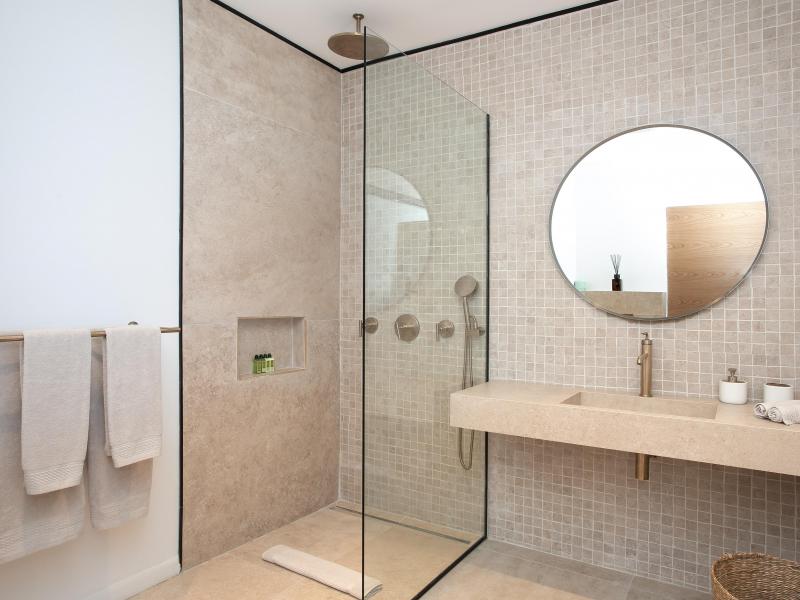 Aqua Dream , Pelican Key St Maarten  