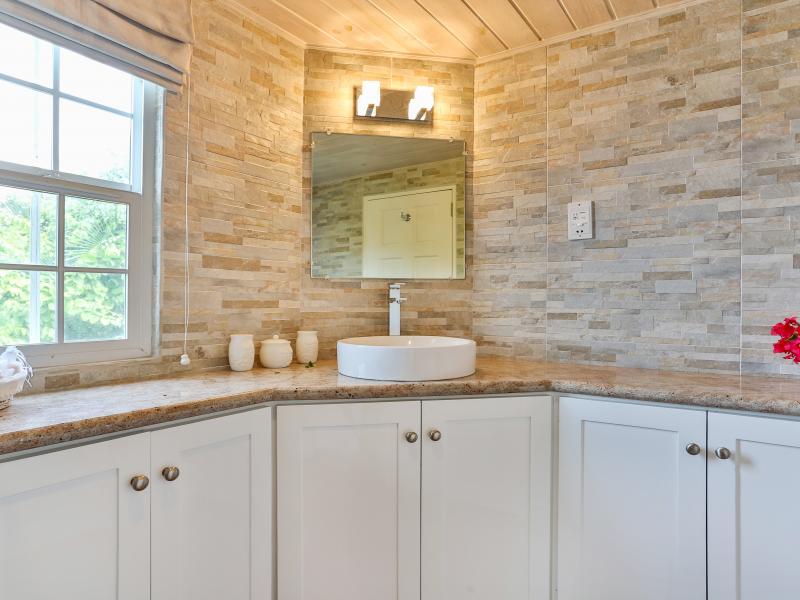 Saline Reef , Cap Estate  