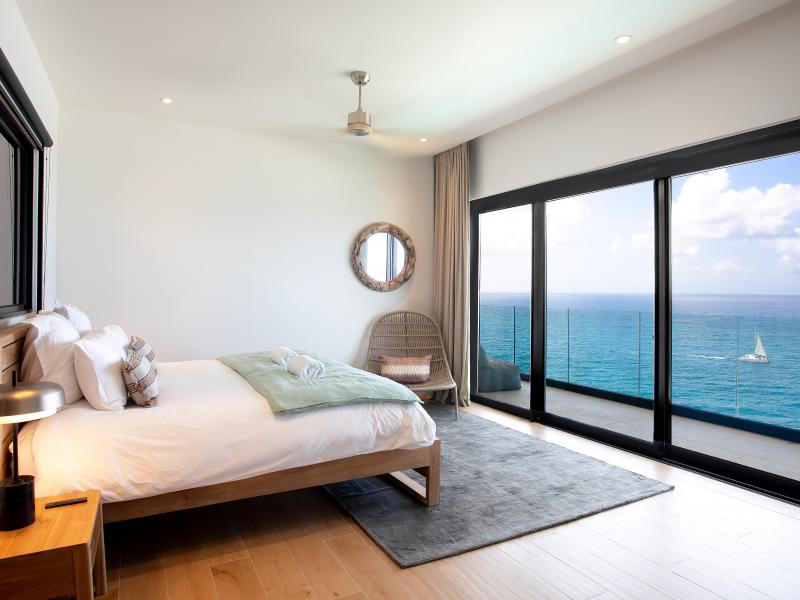 Aqua Dream , Pelican Key St Maarten  