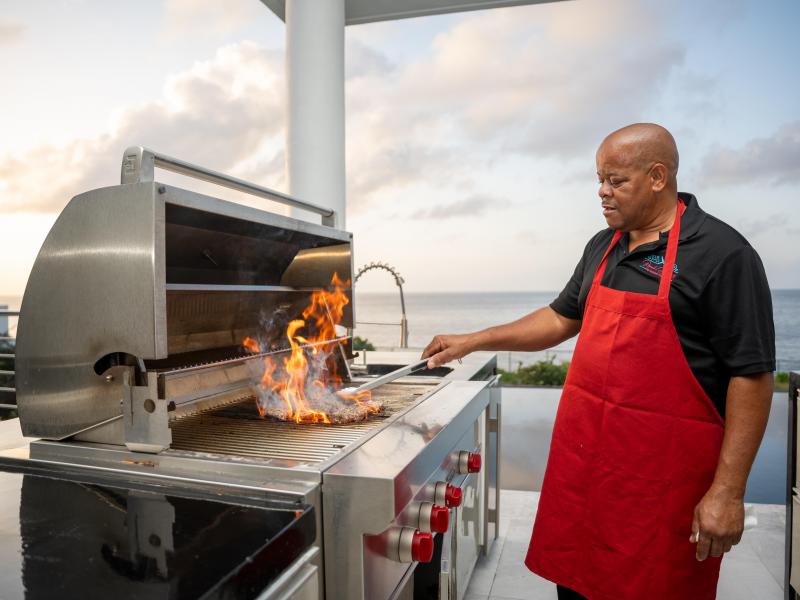 Le Rêve Bleu , Little Bay  