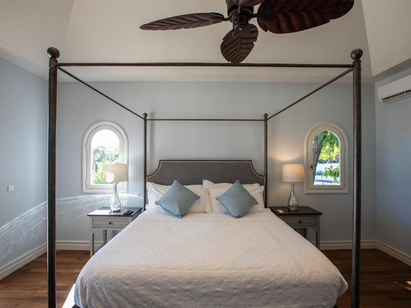 Beauvoir , Orient Bay  