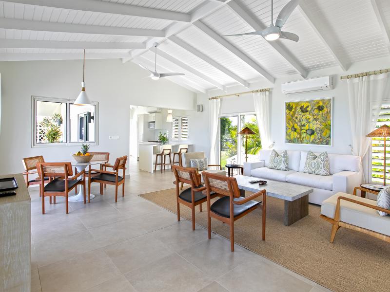 Falaise des Oiseaux , Terres Basses  