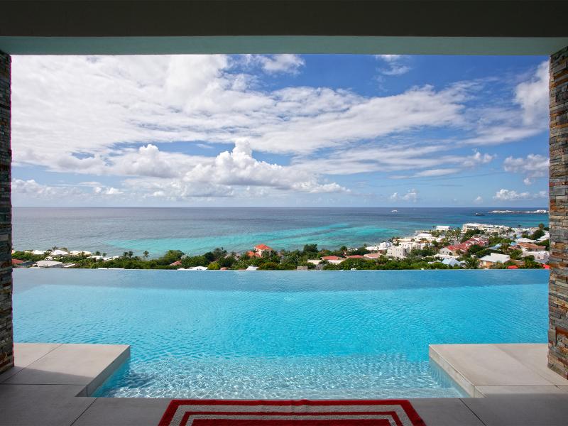 Bella Vita , Pelican Key St Maarten  