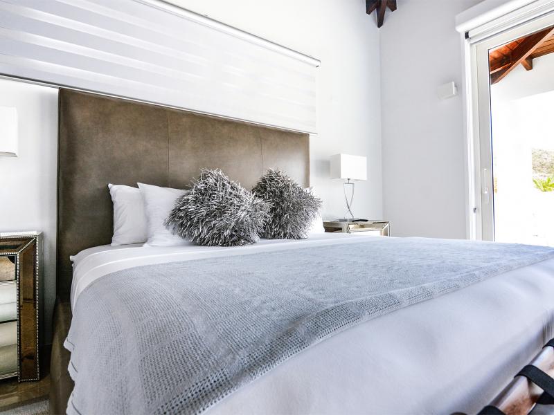 Amalia , Pelican Key St Maarten  